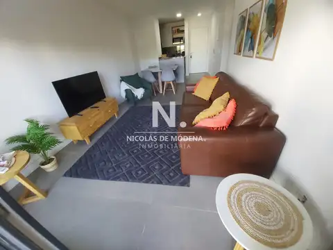Vende apartamento de 1 dormitorio y medio en View, Punta del Este