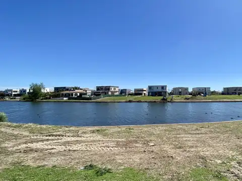 Terreno en Venta de 1027,0 m2