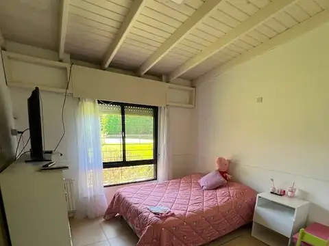 CASA EN VENTA EN PERGAMINO CON PILETA