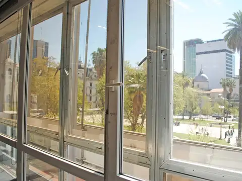 Oficina en Venta 50 años