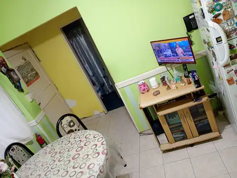 Depto Tipo Casa en Venta en Villa del Parque, USD 239.000