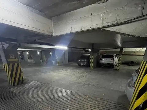 Cocheracubierta  en venta ubicado en Parque Patricios