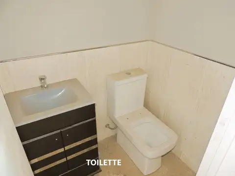 Depto Tipo Casa en Venta en Lomas del Mirador, USD 105.000