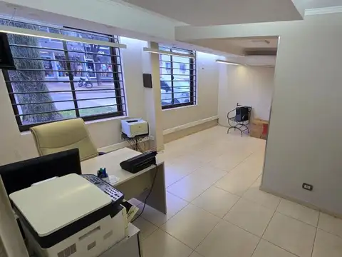 OFICINAS - PLANTA DIVIDIDA - CENTRO, RESISTENCIA