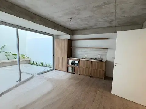 Departamento en venta en Villa Urquiza. Planta Baja.78m2. Patio.A estrenar.