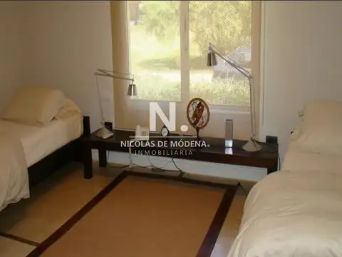 Casa en Alquiler Temporal en La Barra, USD 11.000