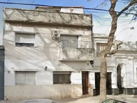 Tipo PH 3 ambientes + terraza propia con parrilla. Sin expensas.(2do por escalera)- PARA ESCRITURAR YA  