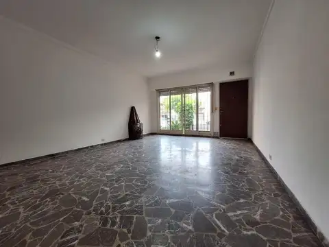 Adolfo P. Carranza 2400