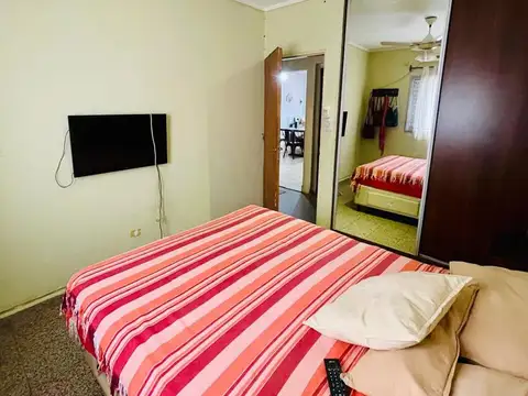 Casa 6 ambientes con 1 baño