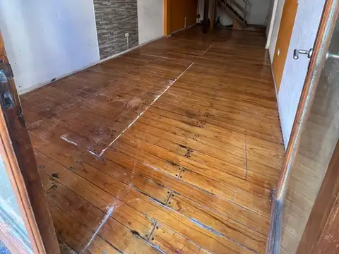 Local en Venta Via Pública