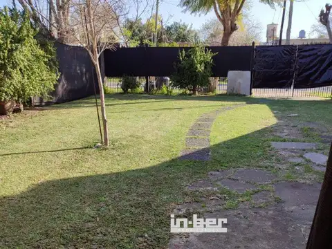 Casa - Venta - Argentina, Berazategui - Calle 142 2772