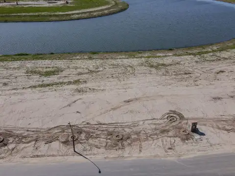 Lote a La Laguna - Barrio Amarras - Puertos del Lago