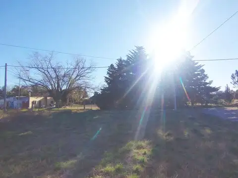 Venta lote de terreno esquina en barrio abierto El Ceibo. Alvarez