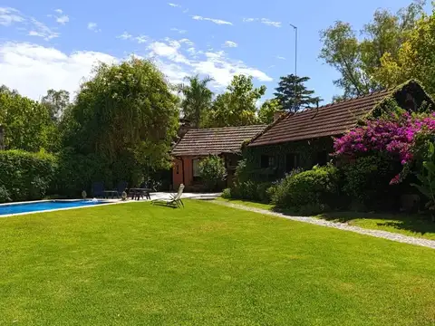 Casa Benavidez LA BOTA Pileta APTO CRED/PERMUTA