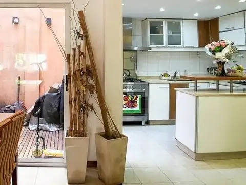 Depto Tipo Casa en Venta de 4 ambientes