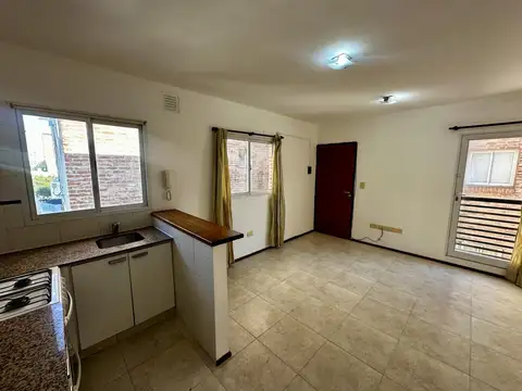 Departamento en Echesortu. Facultades.