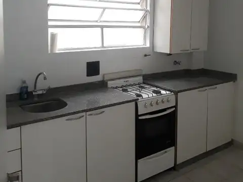 Departamento en Alquiler en Villa Urquiza, $ 680.000