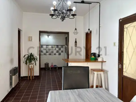 Venta Casa 3 amb Garaje y Doble Jardín, Caseros