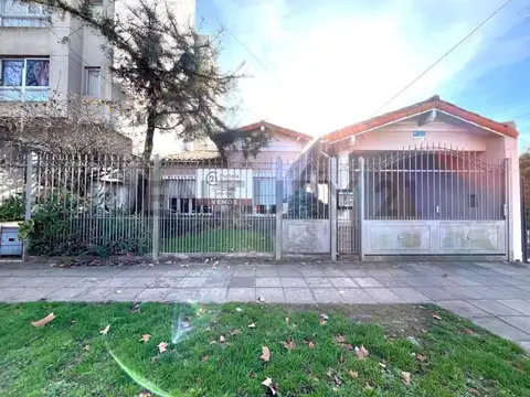 VENTA CASA 5 AMBIENTES MORENO CENTRO APTA CREDITO