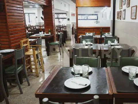 120 esquina 527 500, Piso 0