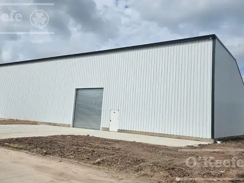 Galpon en Alquiler 25  mts Fondo