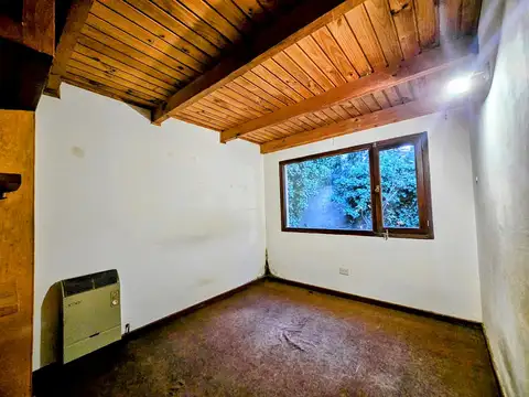 Casa 4 ambientes con 1 baño