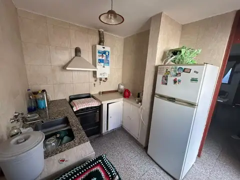 Vendo Depto 2 Dor, 2 Patios. Sin Expensas. Cochabamba 1664