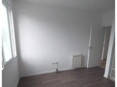 Avenida Vieytes e/ Avenida Alsina y Primera Junta