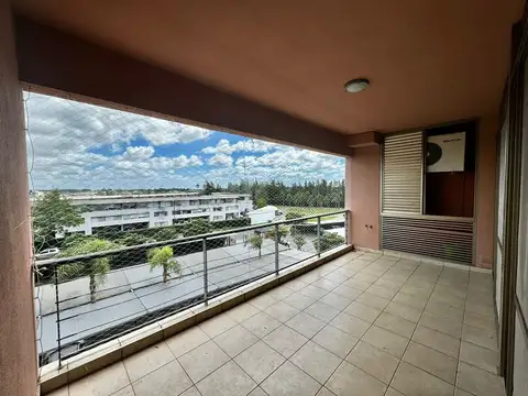 Oficina en Venta en Studios de la Bahía Nordelta APTO CREDITO