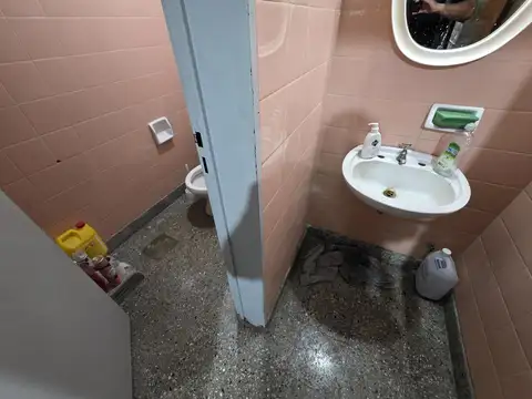 Galpon en Alquiler en Villa General Mitre, $ 2.500.000