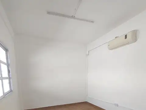 VENTA CASA MULTIFAMILIAR EN MERLO