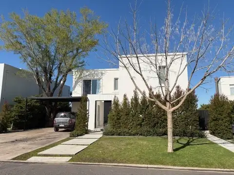 Casa en Venta de 5 dormitorios