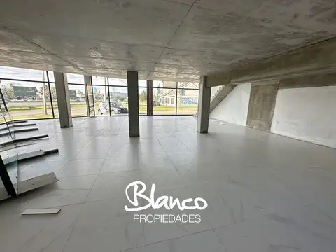 Local en Venta en Pilar, USD 410.000