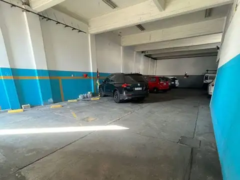 Venta 2 Espacios guardacoches cubiertos. Ramos M.