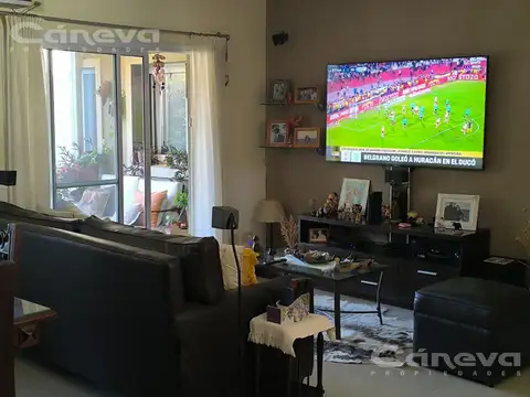 Casa 5 ambientes con 4 baños