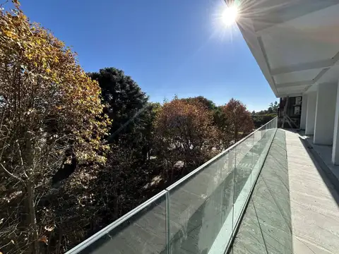 República de la India 3000, Piso 6