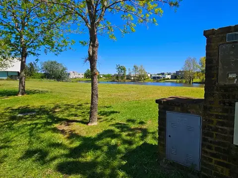 Terreno en Venta en El Cazal, USD 80.000