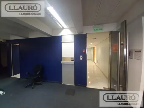 Carlos Pellegrini al 1300