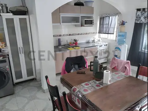 Sarratea 1100, Piso 0