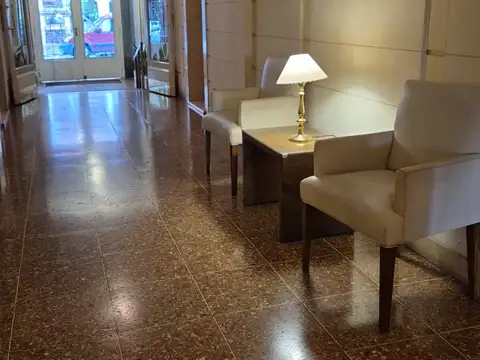 Juan Bautista Alberdi 1500, Piso 4