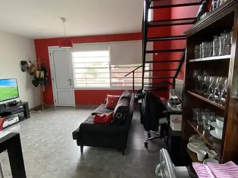 Depto Tipo Casa en Venta en Luis Guillon, USD 65.000