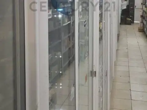 avenida Santa Maria 3300, Piso 0