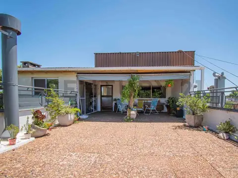 Venta departamento 3 ambientes con terraza propia en Tigre con cochera