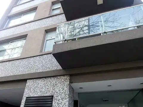 Venta  departamento Apto profesional a 1 cuadra de la plaza