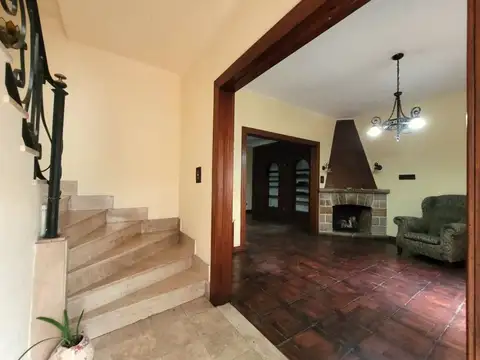 VENTA CASA TRES HABITACIONES LANUS A MTS ESTACION