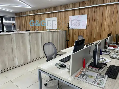Oficina en Alquiler al Este