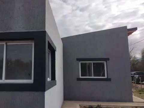 Malvinas Argentinas 600