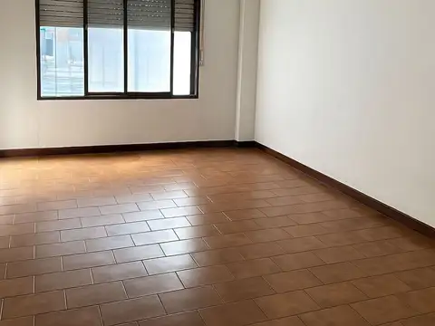 Oficina en Venta en Bernal, USD 49.000