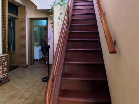 Depto Tipo Casa en Venta en Pompeya, USD 88.000