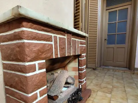 Depto Tipo Casa en Venta 60 años